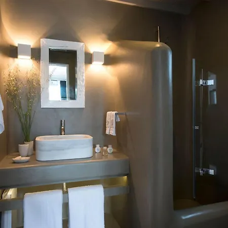 Dafni 4bed With Pool In Kalafatis Spilia * Mykonos Town