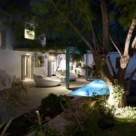 Dafni 4bed With Pool In Kalafatis Spilia * Mykonos Town